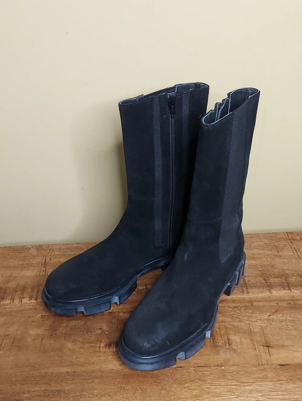 NWOT Free People Black Suede Mid-Calf Zip Boots - EU 40